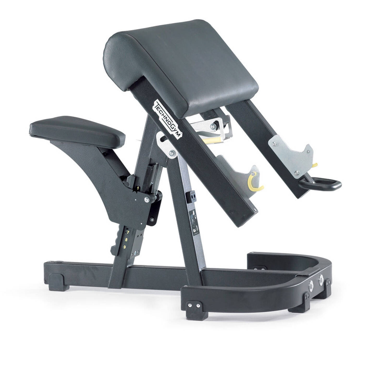 Скамья Скотта Technogym Scott Bench Pure